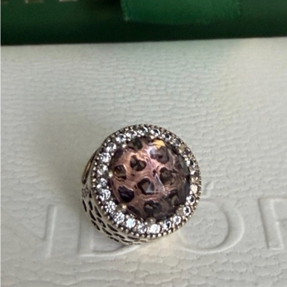Pandora Silver And Pink Radiant Hearts Charm With Bevel Set CZ’s RETIRED - Picture 1 of 5